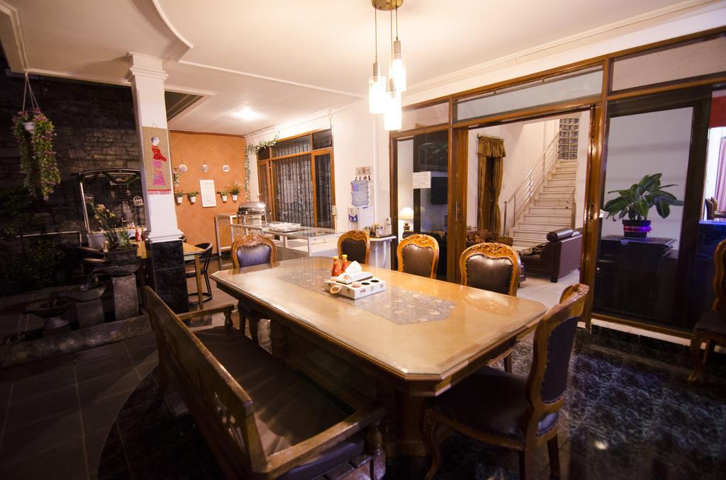 Fora Guest House Taman Lingkar Bandung Ngoại thất bức ảnh