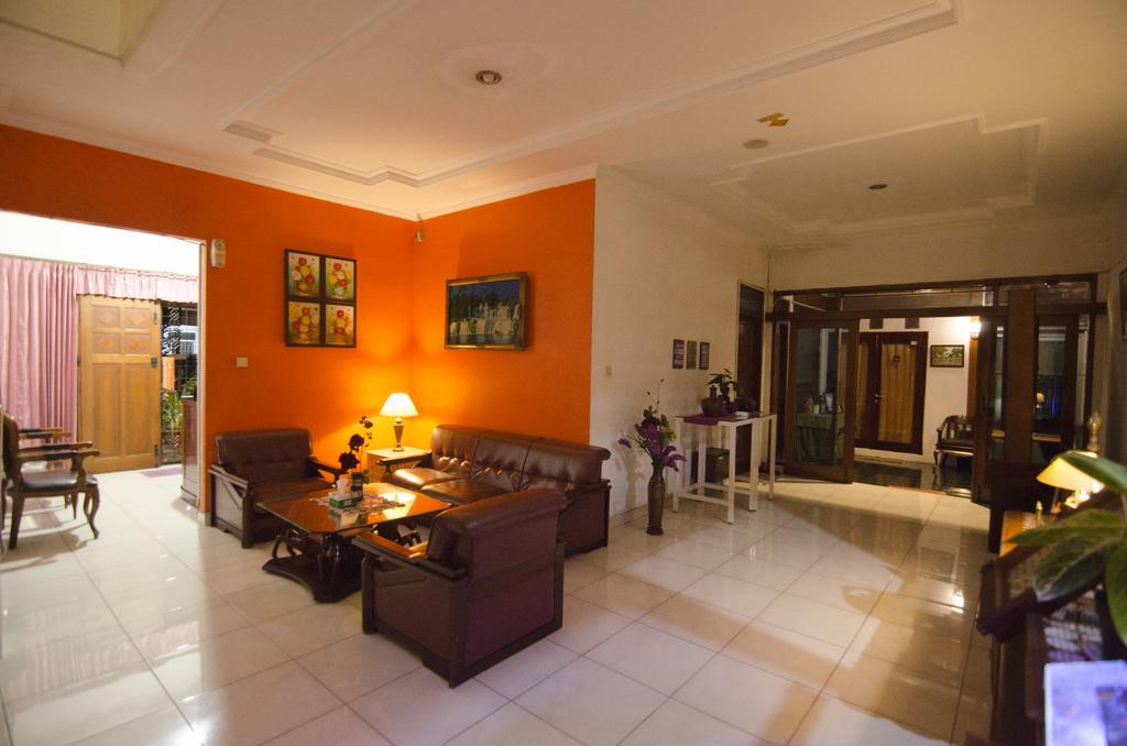 Fora Guest House Taman Lingkar Bandung Ngoại thất bức ảnh