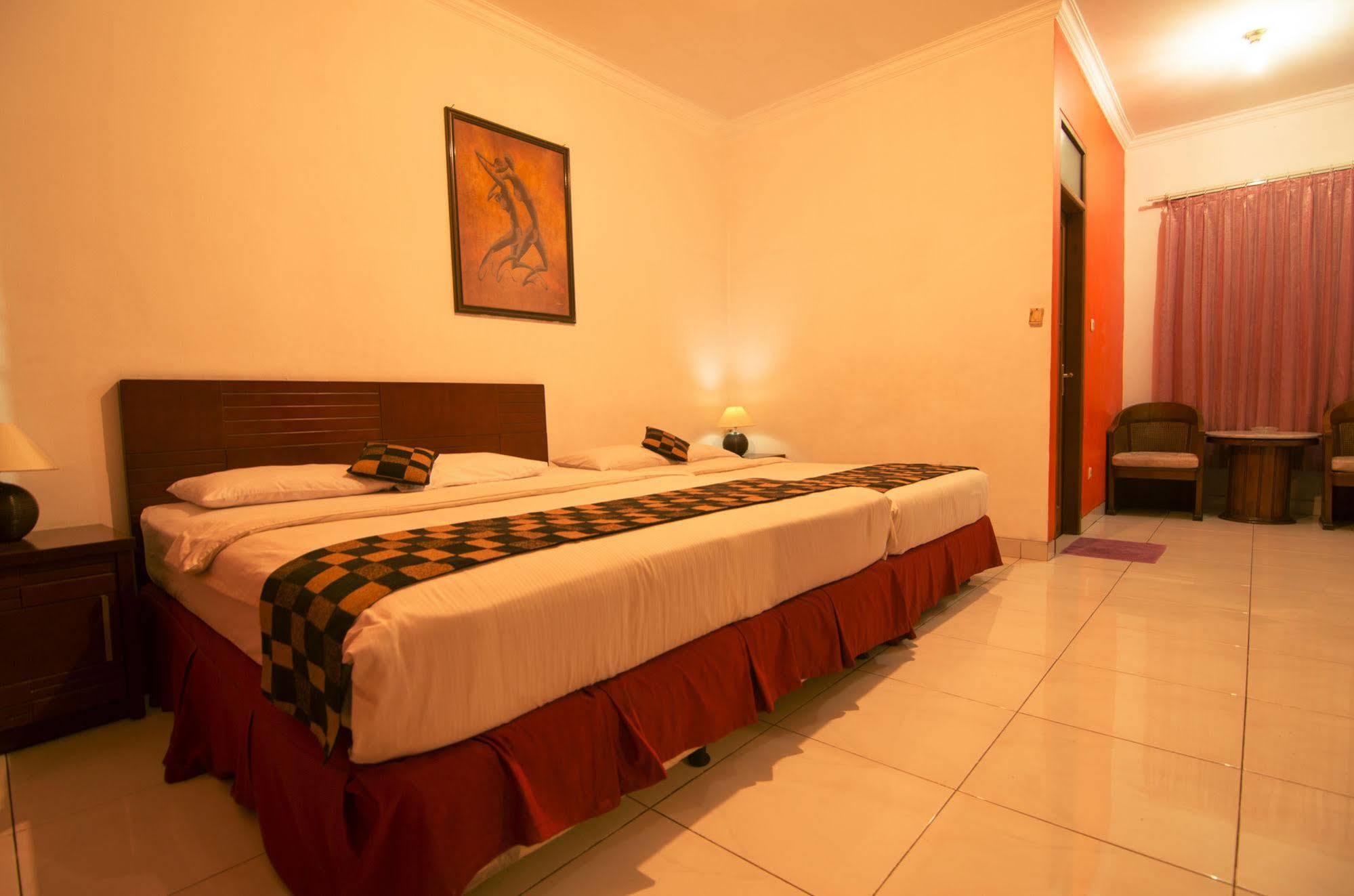 Fora Guest House Taman Lingkar Bandung Ngoại thất bức ảnh