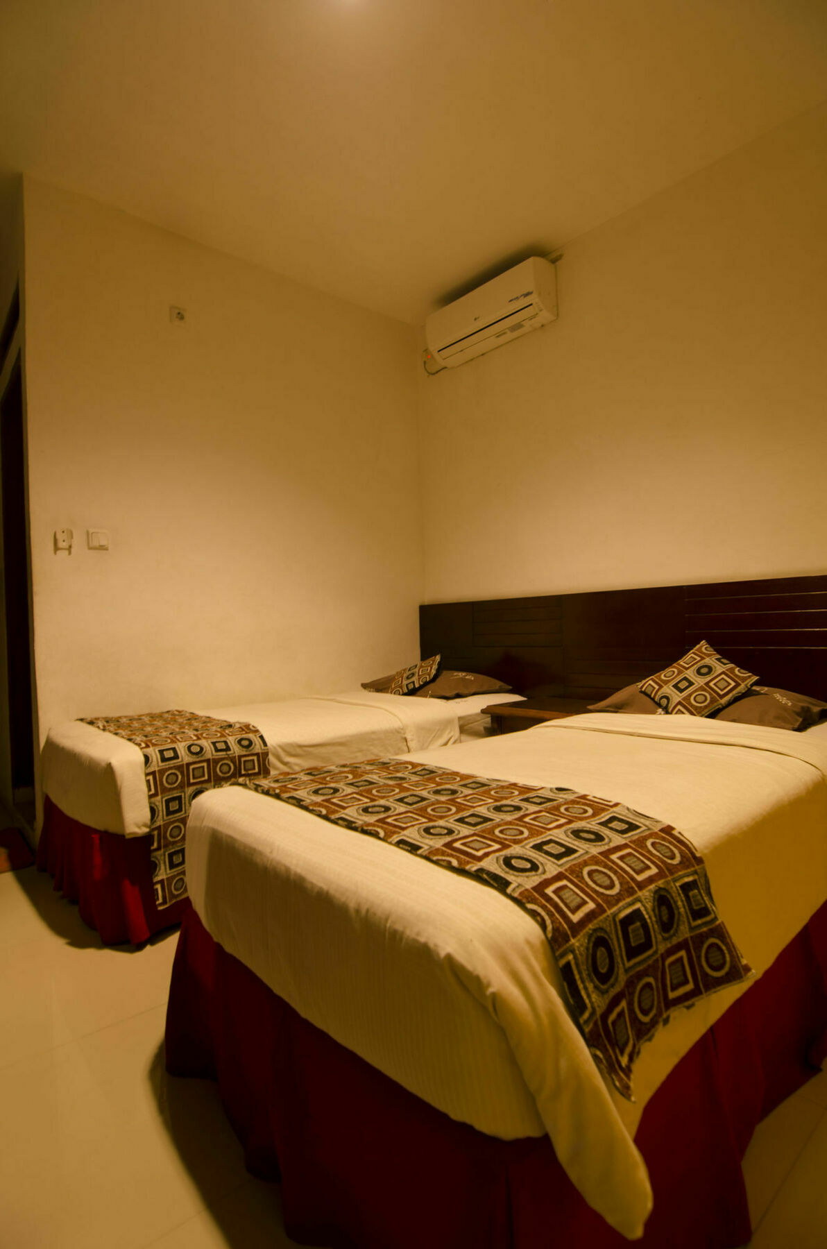 Fora Guest House Taman Lingkar Bandung Ngoại thất bức ảnh